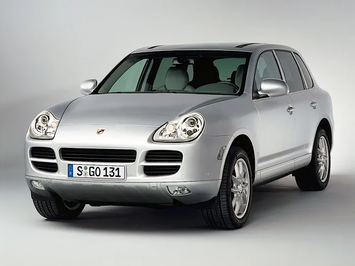 El primer Porsche Cayenne, 2002