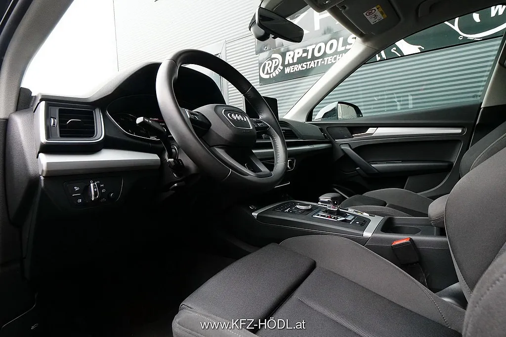 Audi Q5 50 TFSI e PHEV quattro Sport*S-line* Image 10
