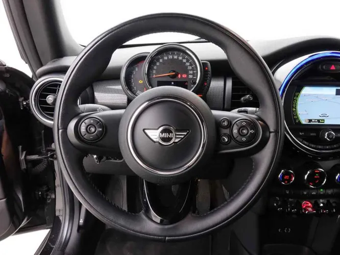 Mini Cooper 1.5i 136 Cooper 3d Style + GPS + Sport Seats Image 10