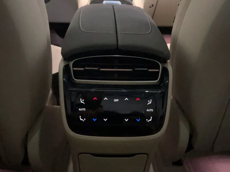Mercedes-Benz EQS 580 4Matic =AMG Line= 7 Seats/AMG Carbon Гаранция Image 7
