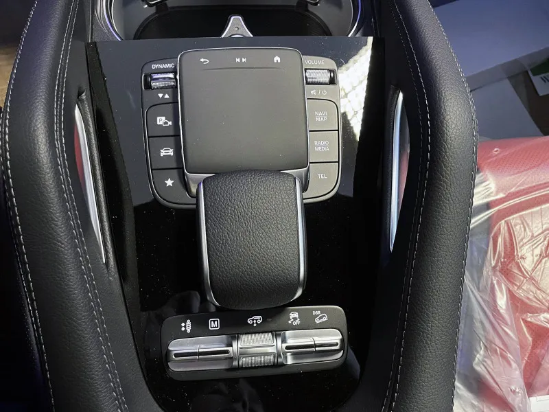 Mercedes-Benz GLE 450d AMG Coupe =MGT Conf= E-Active Body Control Image 8