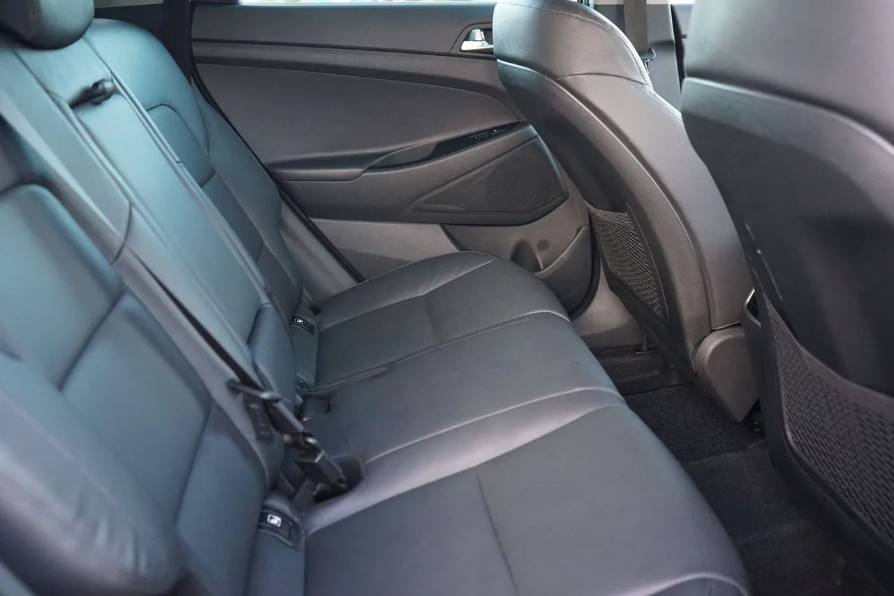 Hyundai Tucson 1.6 Premium 4WD Aut....  Image 9