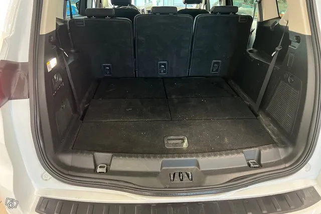Ford S-Max 2,0 TDCi EcoBlue 190hv A8 AWD Titanium *7-paikkainen / Neliveto / Automaatti / Lisälämmitin / Sähköinen koukku / Navigointi / Pysäköintitutkat + Kamera + Avustin / Adaptiivinen Cruise* - Auto Image 8