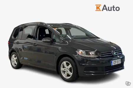 Volkswagen Touran 2,0 TDI SCR 85 kW * Webasto / ACC / Vetokoukku / Ratinlämmitin *