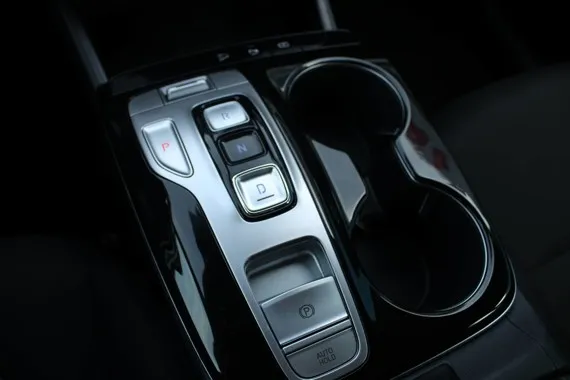 Hyundai Tucson 1.6 Hybrid AUTOMATIK *LED,NAVIGACIJA,KAMERA* Thumbnail 4