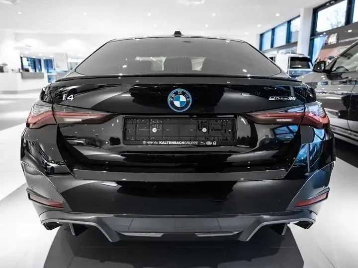 BMW i4  Image 1