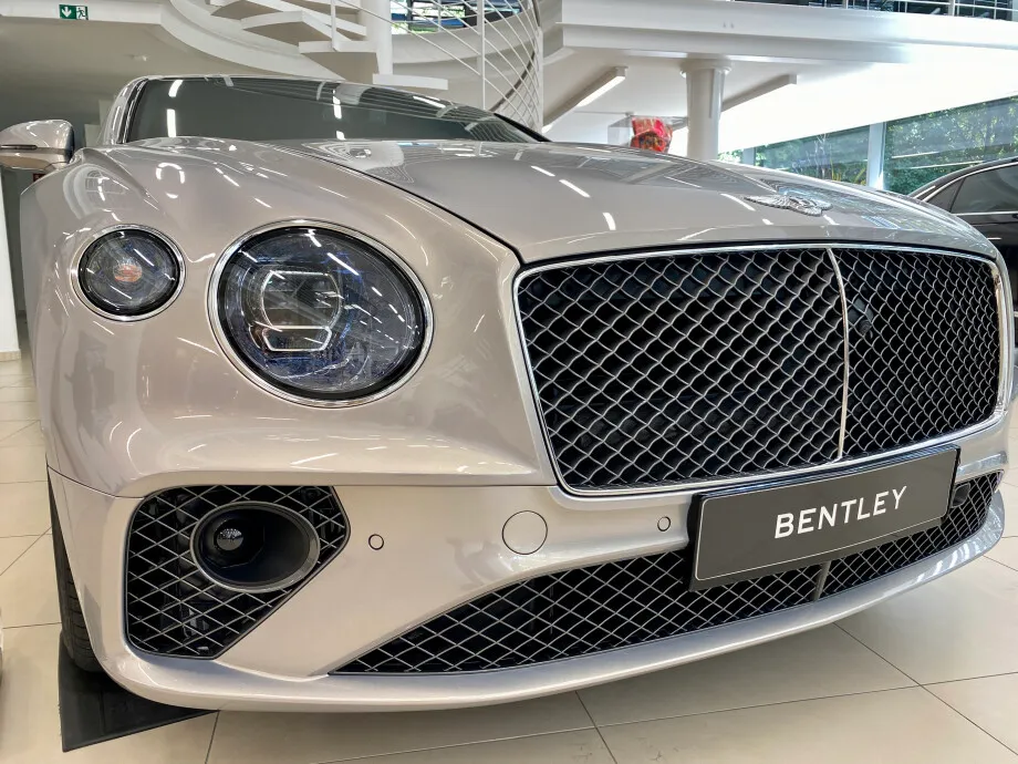 Bentley Continental GT 6.0 W12 659PS Speed  Image 2